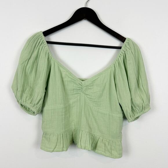 Roxy Sage Green Peplum Top Size Medium - Picture 1 of 5